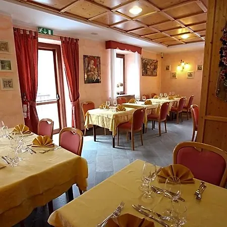 Отель Alpechiara 4*