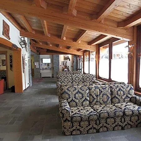 Alpechiara Отель